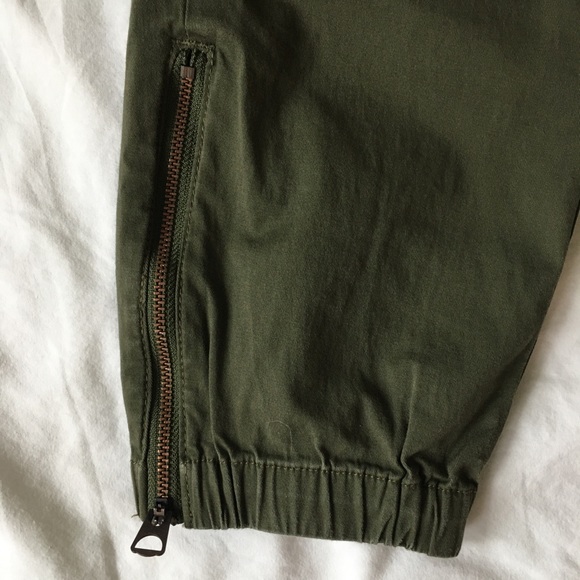 Roots Joggers - Picture 5 of 6